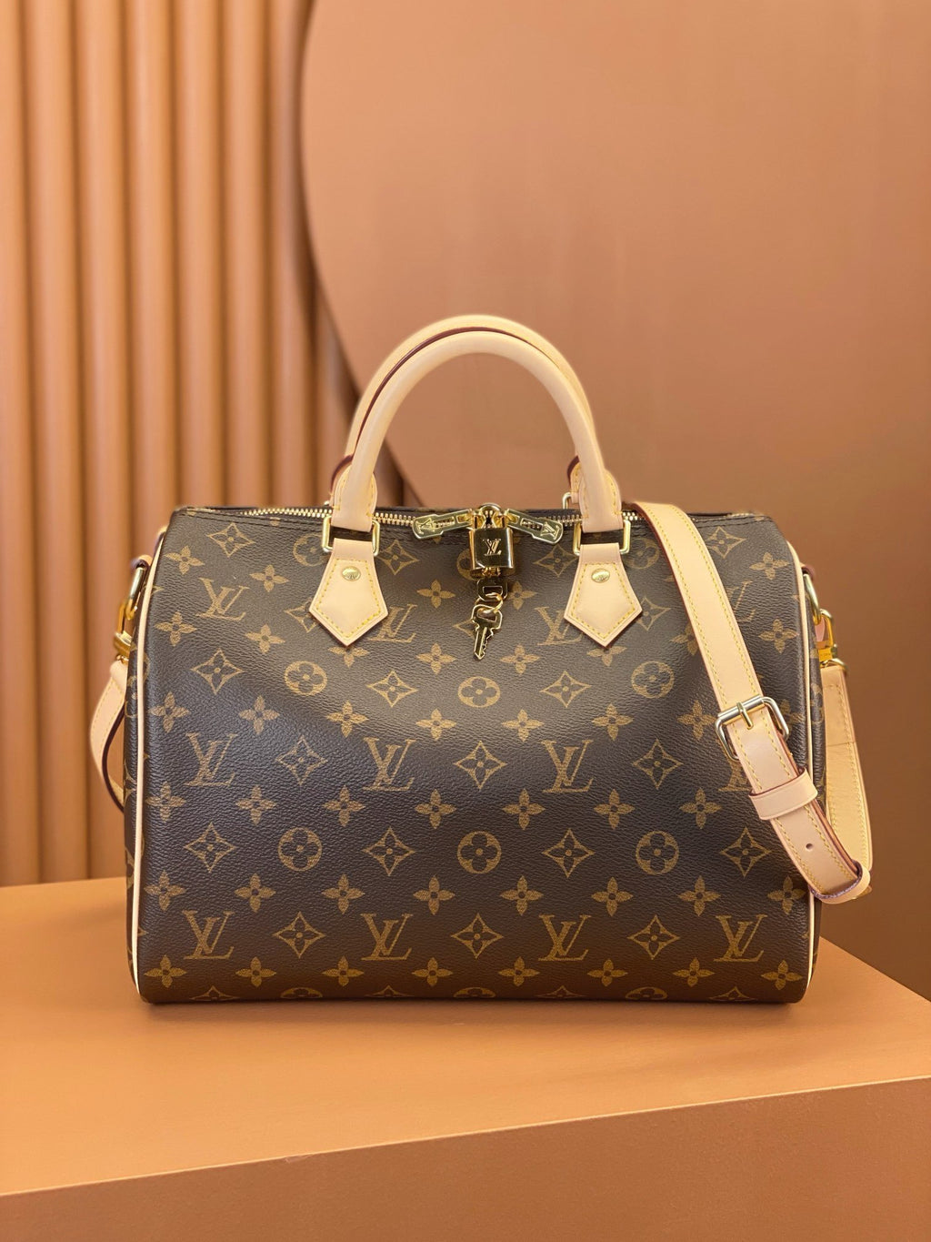LV  SPEEDY BANDOULIÈRE 30
