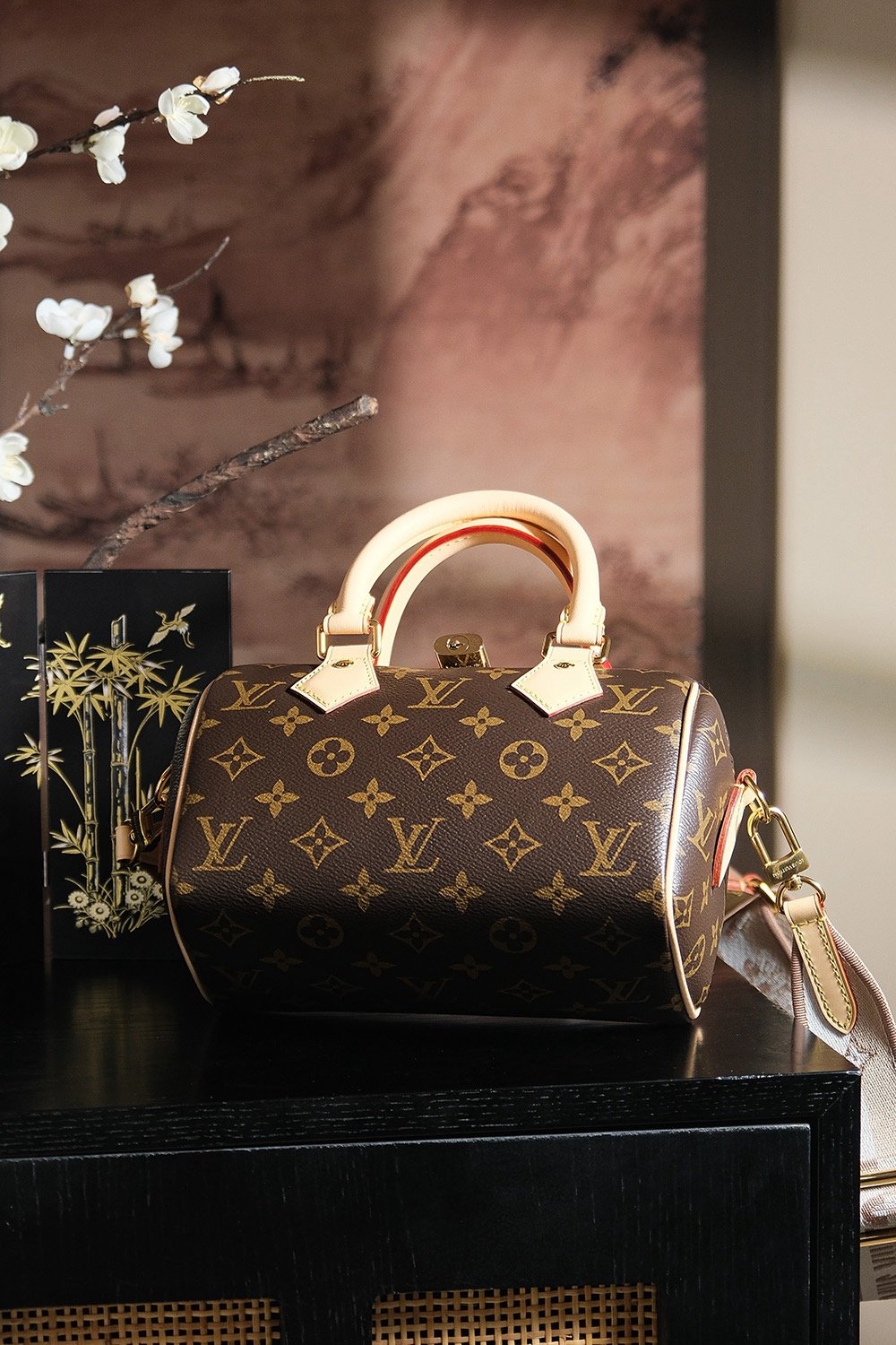 LV  SPEEDY BANDOULIÈRE 20