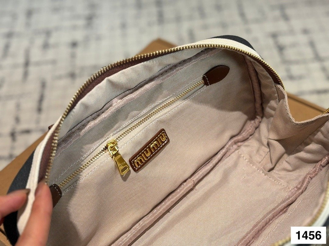 Miu Miu  Beau