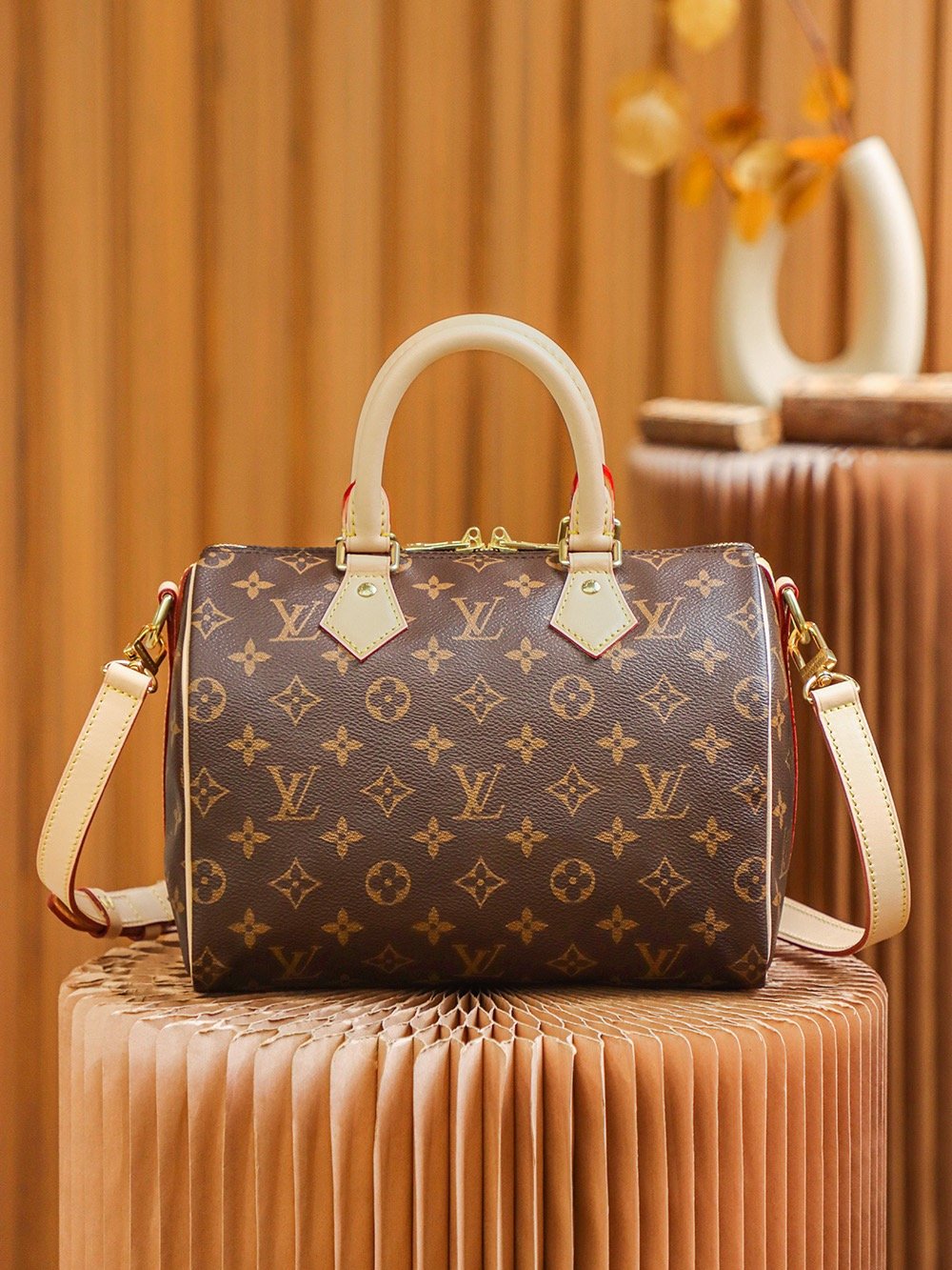 LV  SPEEDY BANDOULIÈRE 25