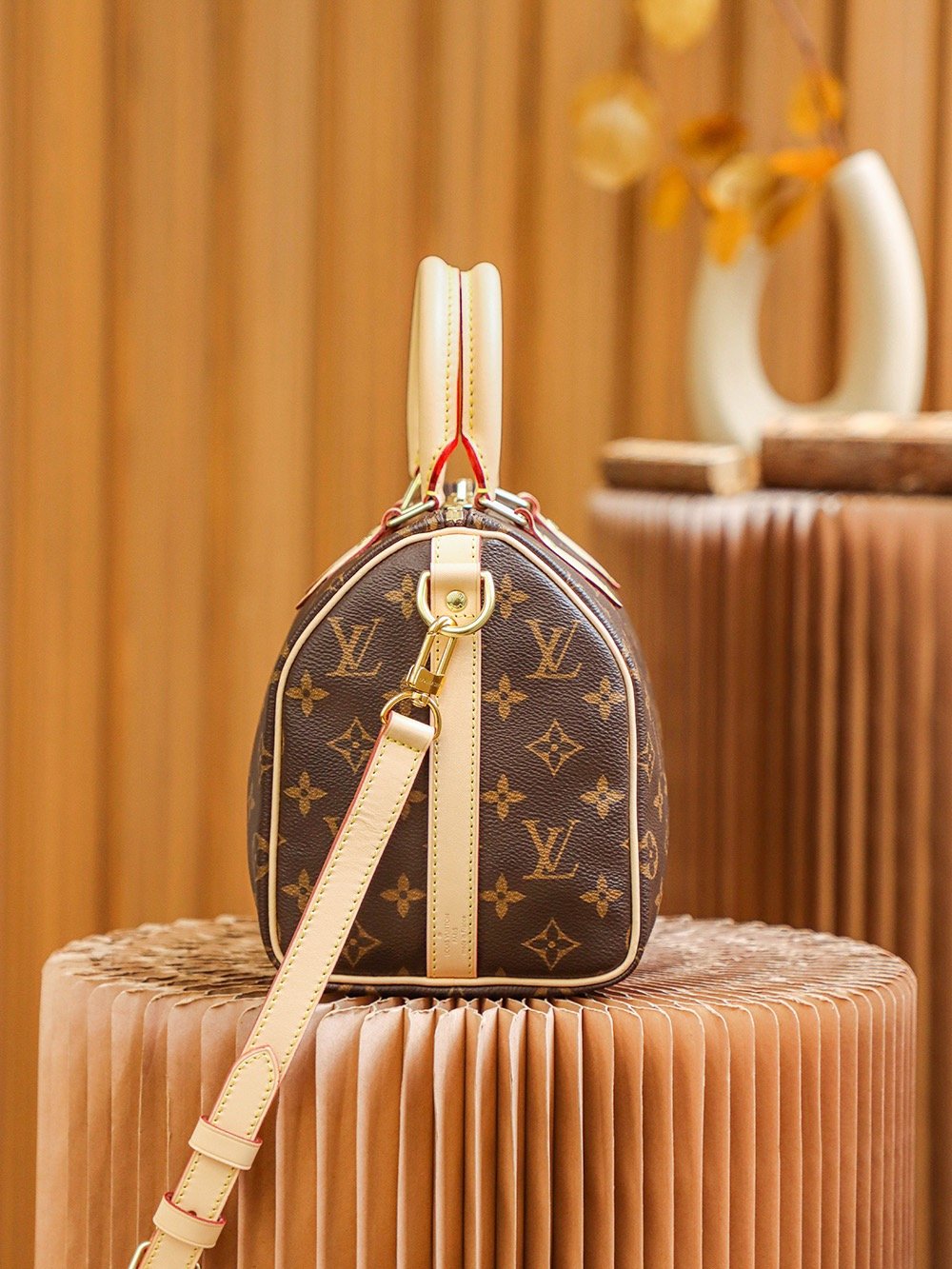 LV  SPEEDY BANDOULIÈRE 25