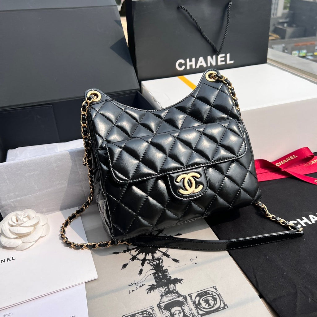 CHANEL 23c HoBo