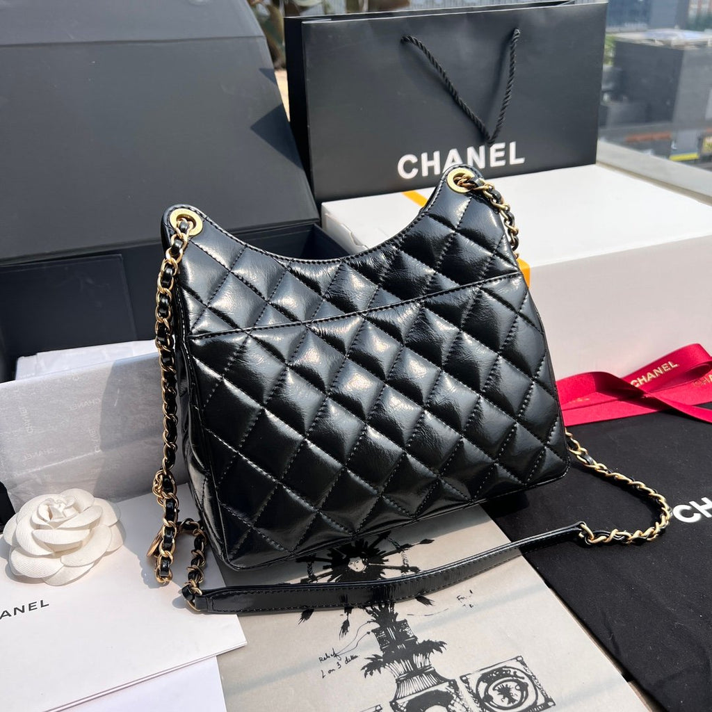 CHANEL 23c HoBo