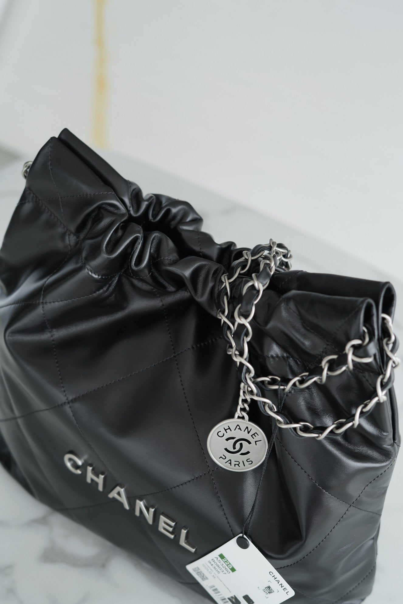 CHANEL 22 bag