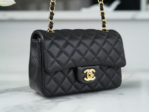 CHANEL Classic Flap