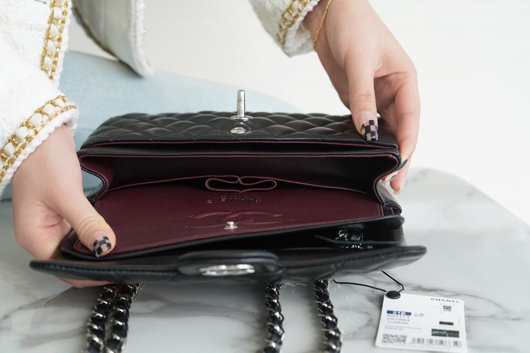 CHANEL Classic Flap