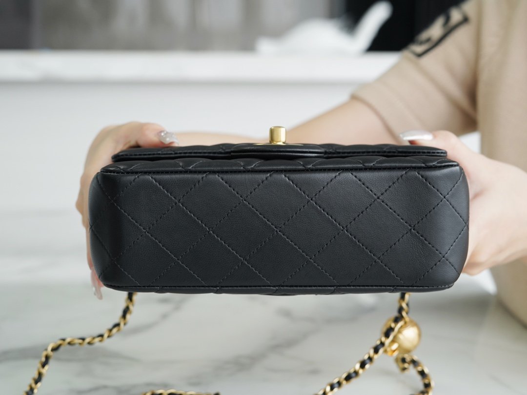 CHANEL 23C