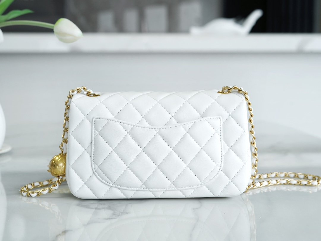 CHANEL 23C