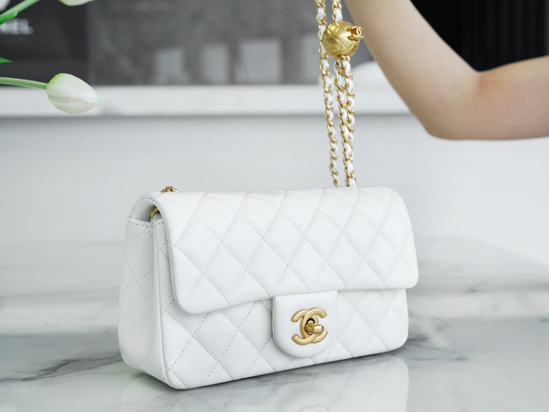 CHANEL 23C