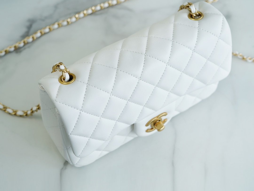CHANEL 23C