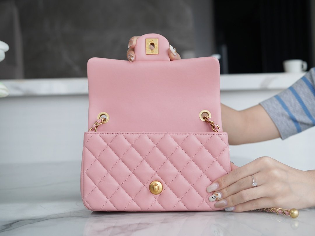 CHANEL 23C
