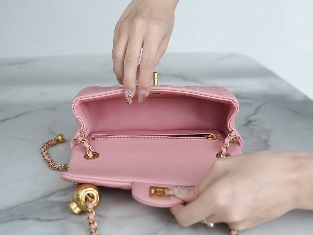 CHANEL 23C