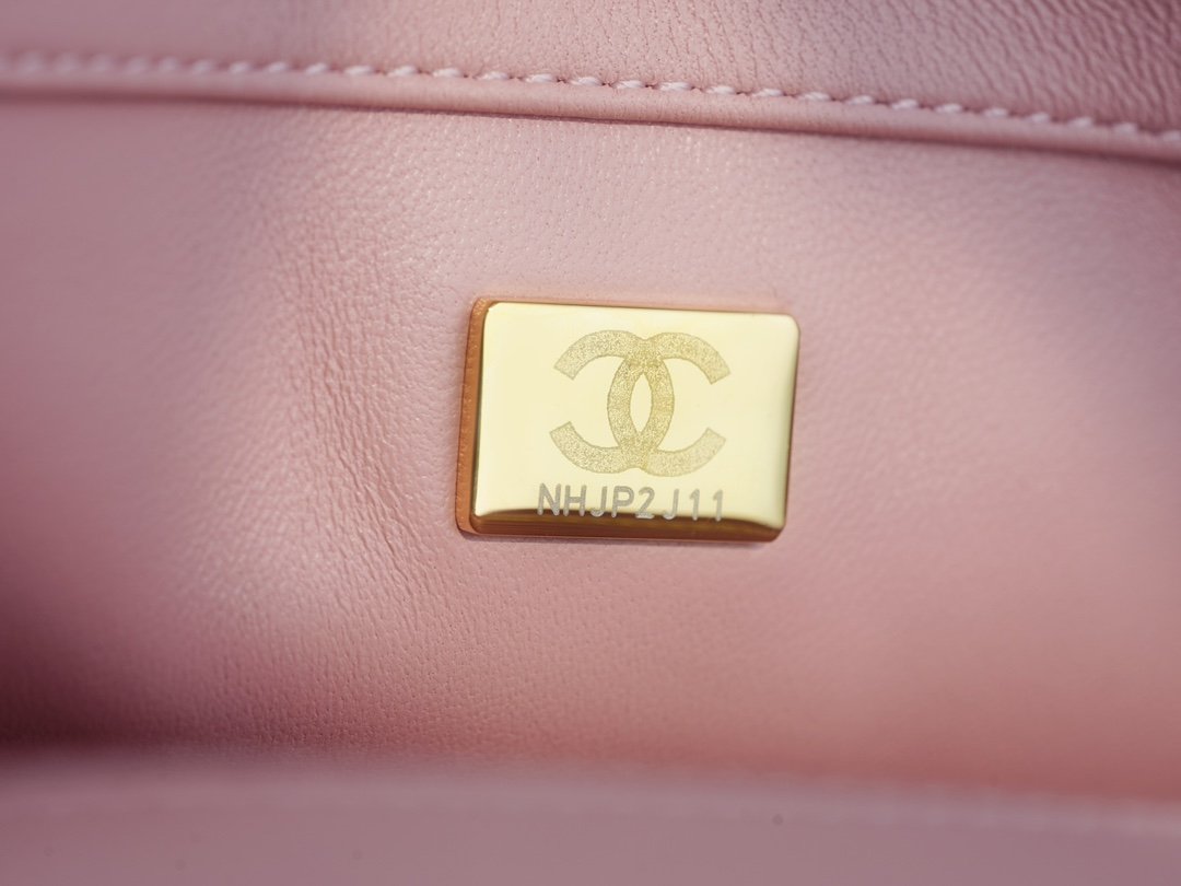 CHANEL 23C
