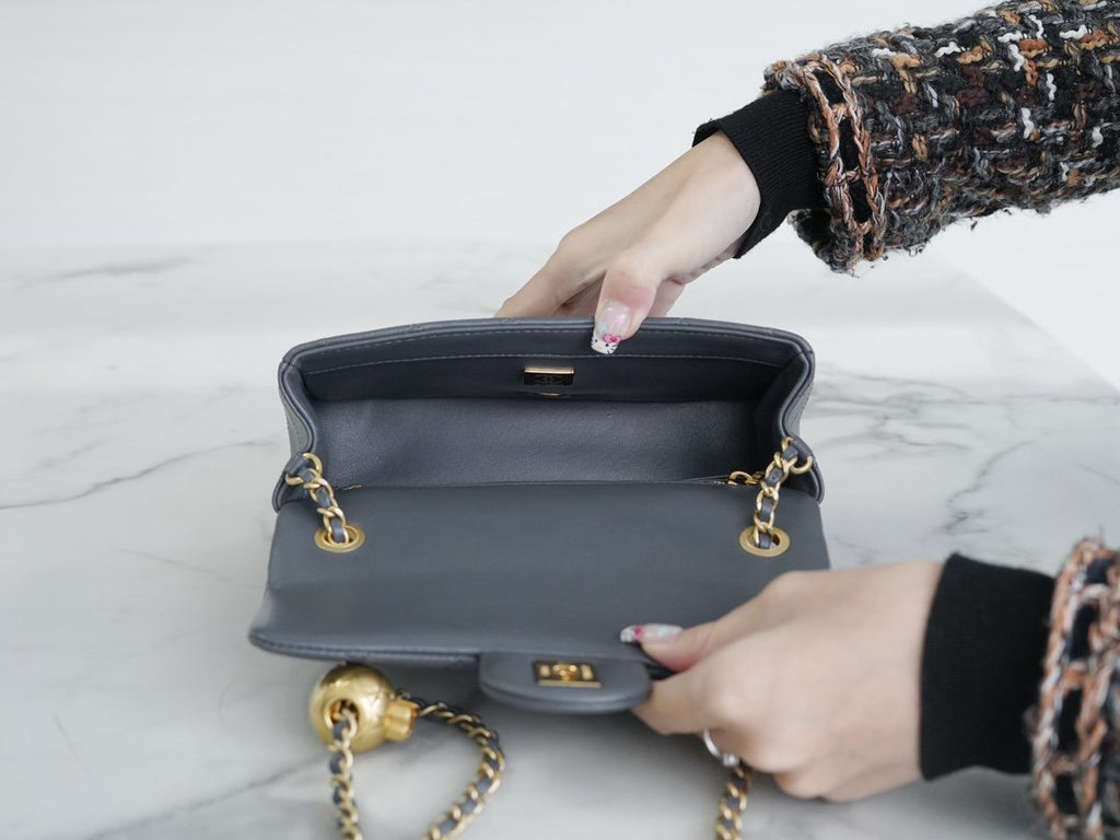 CHANEL 23C