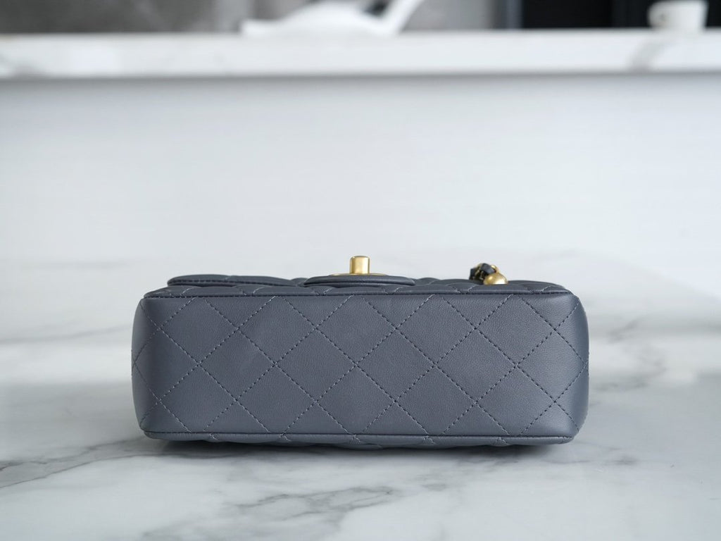 CHANEL 23C