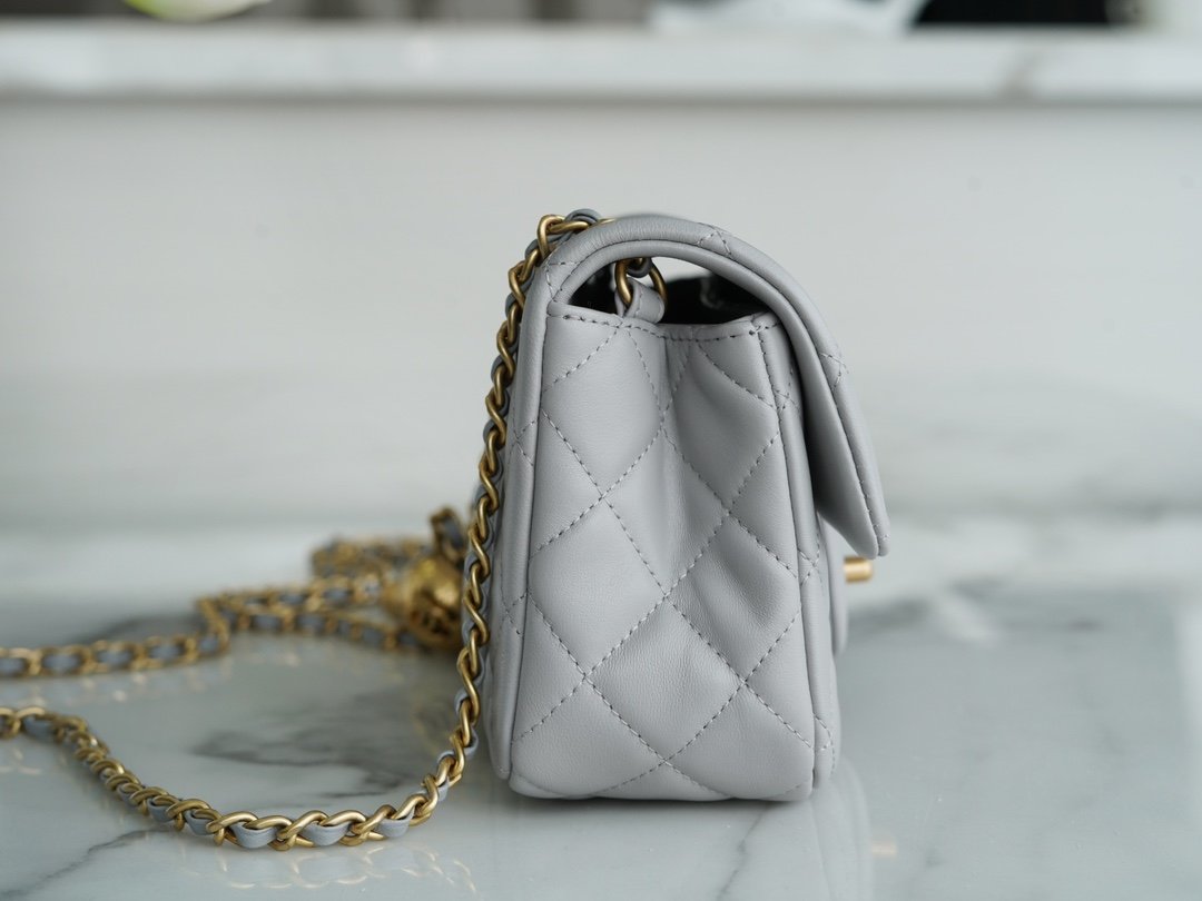 CHANEL 23C