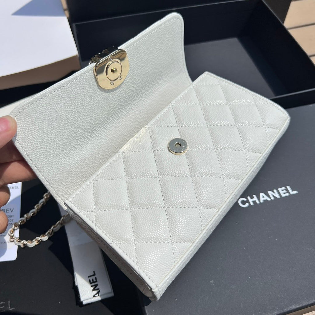CHANEL KELLY