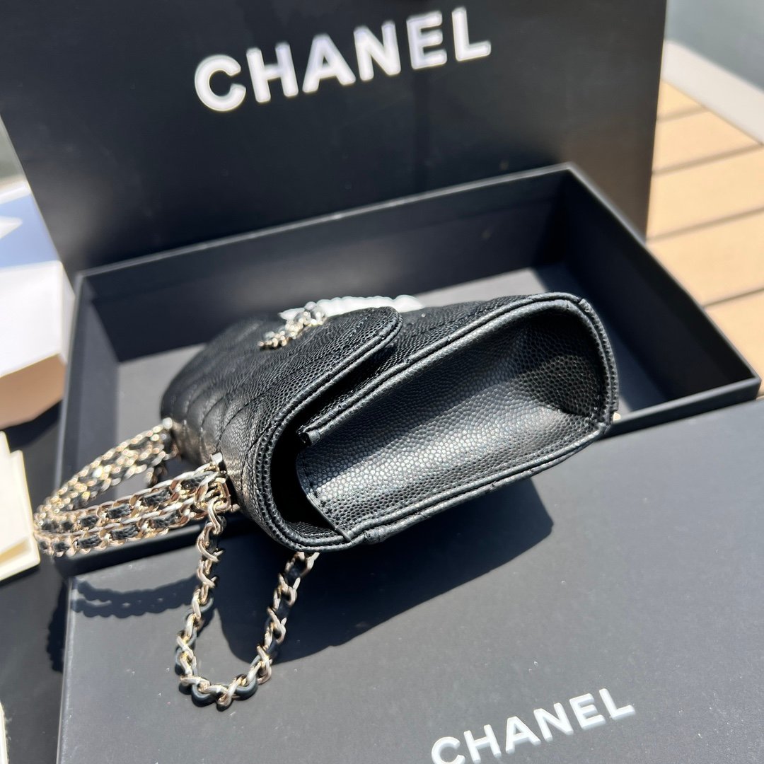 CHANEL KELLY