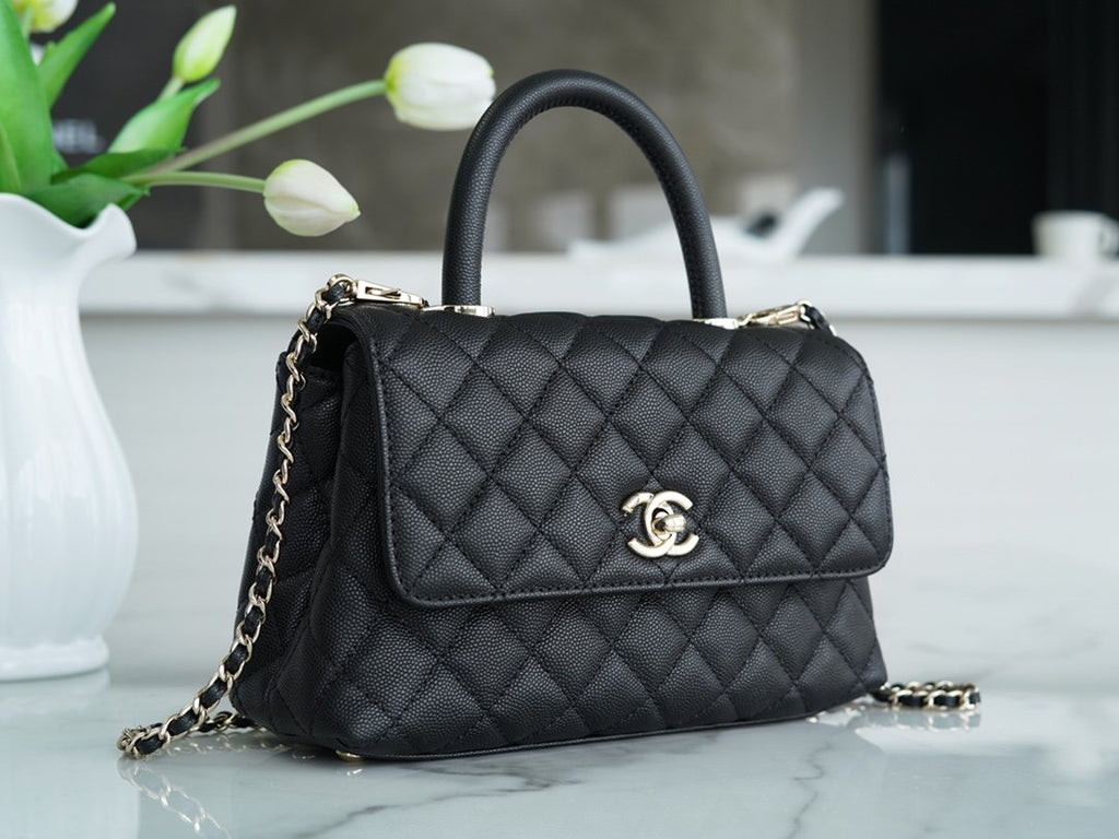 CHANEL CoCo handle