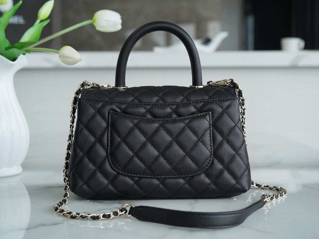 CHANEL CoCo handle