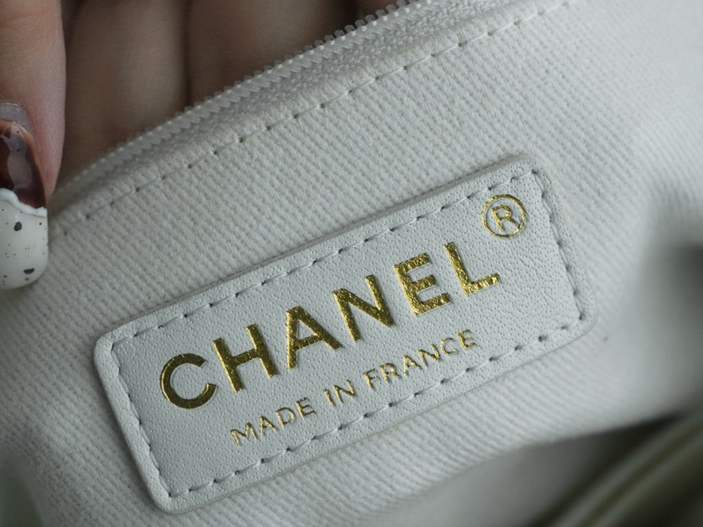 CHANEL CoCo handle