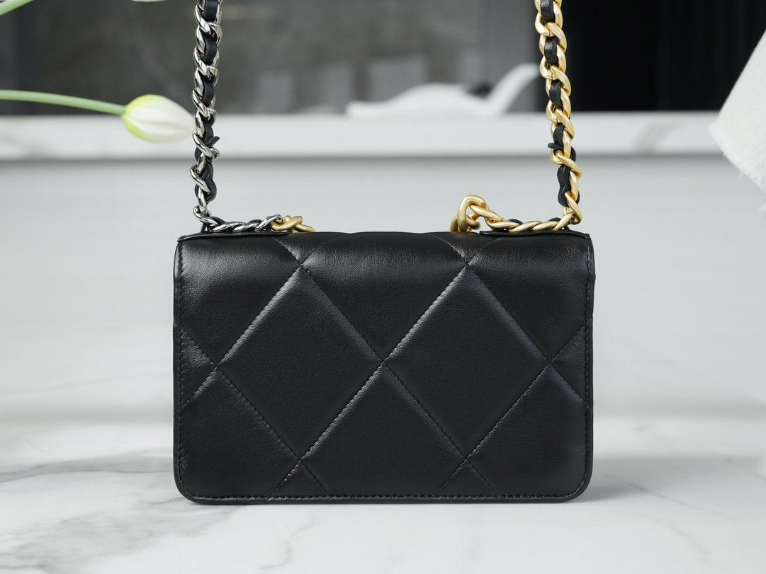 CHANEL 23p