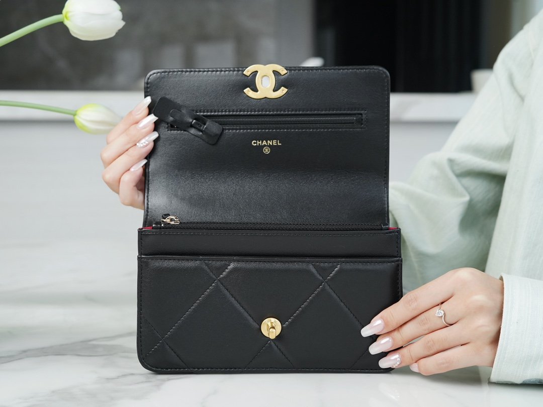 CHANEL 23p