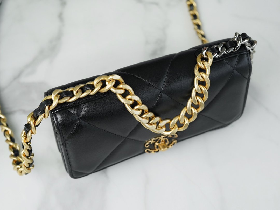 CHANEL 23p