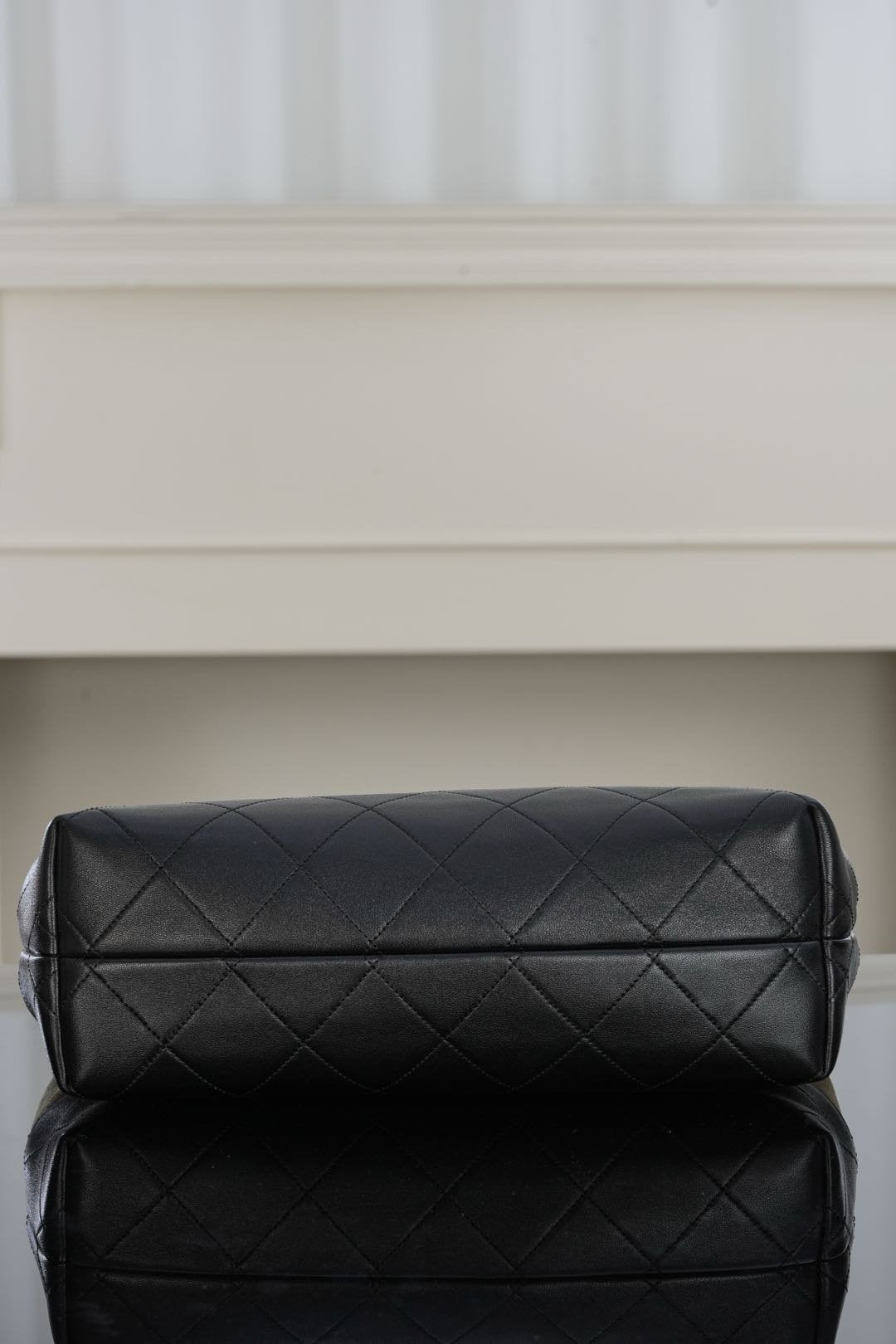 CHANEL 25bag