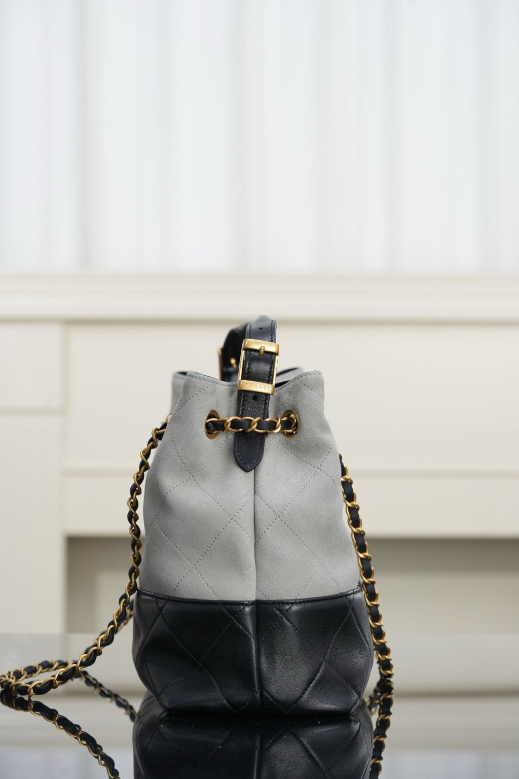 CHANEL 25bag