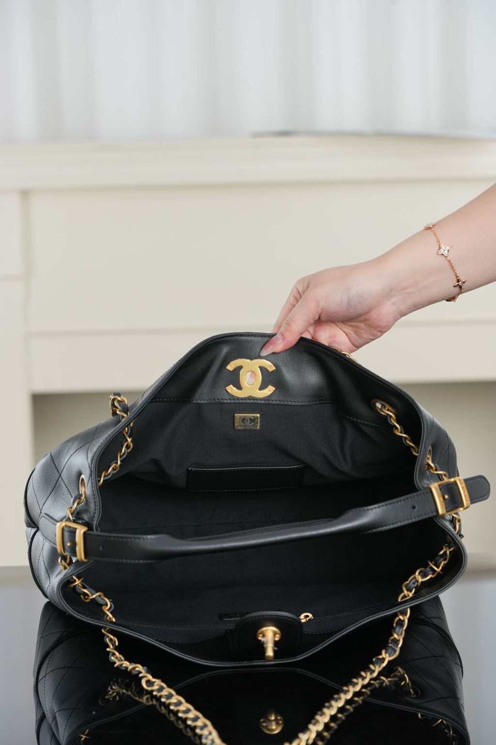 CHANEL 25a