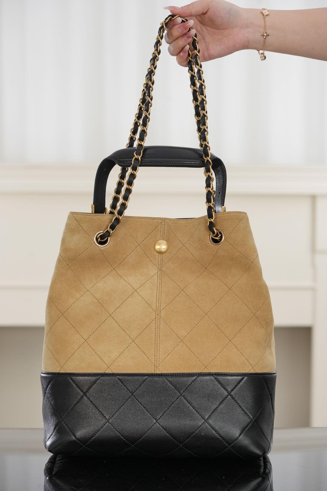 CHANEL 25a