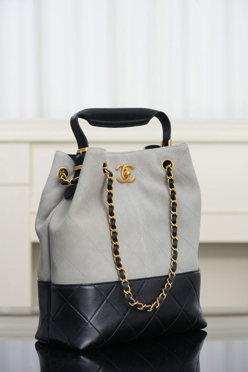 CHANEL 25a