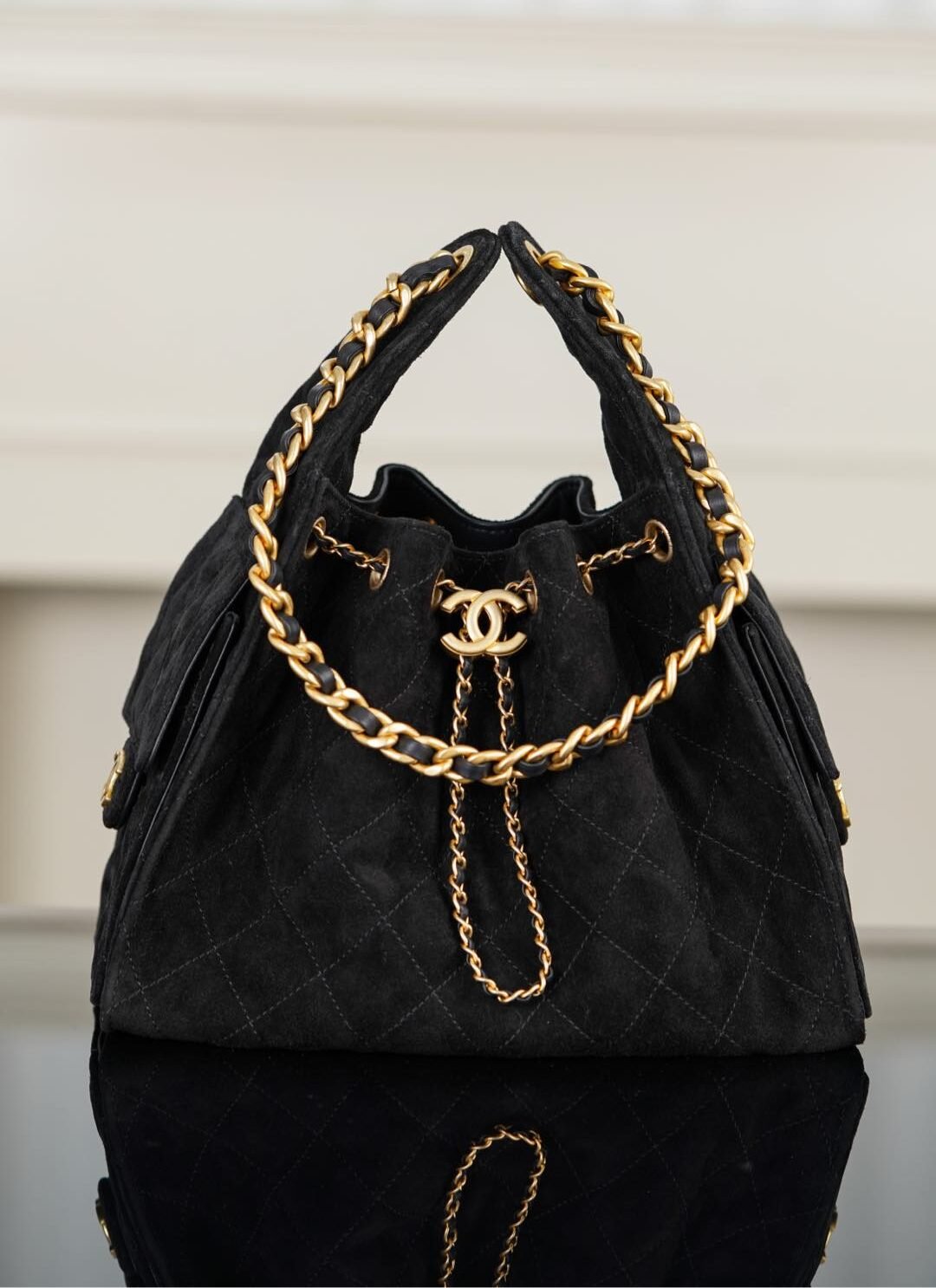 CHANEL hobo