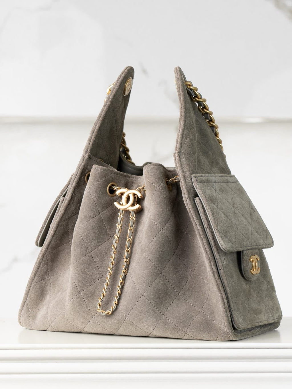 CHANEL hobo