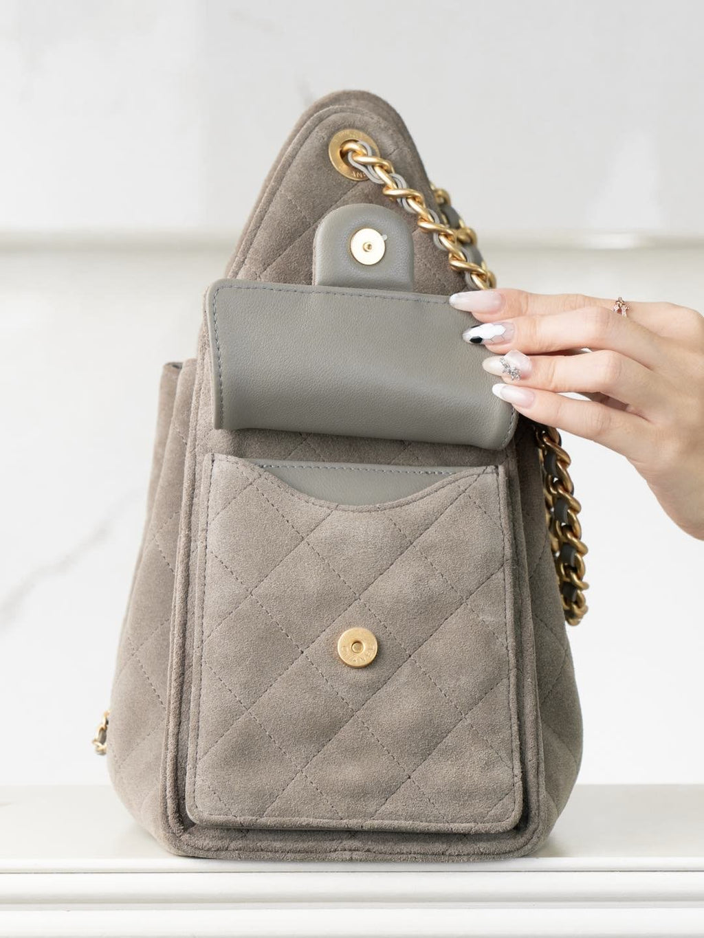 CHANEL hobo