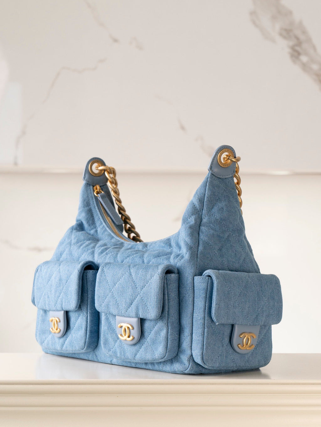CHANEL 25c hobo bag