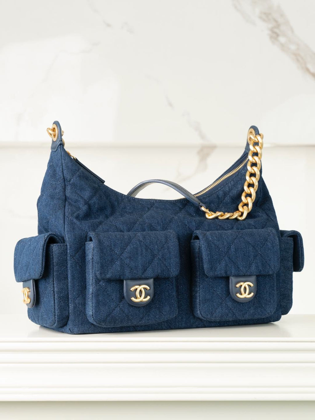 CHANEL 25c hippie hobo bag