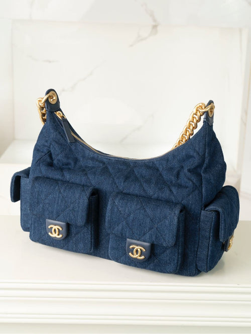 CHANEL 25c hippie hobo bag