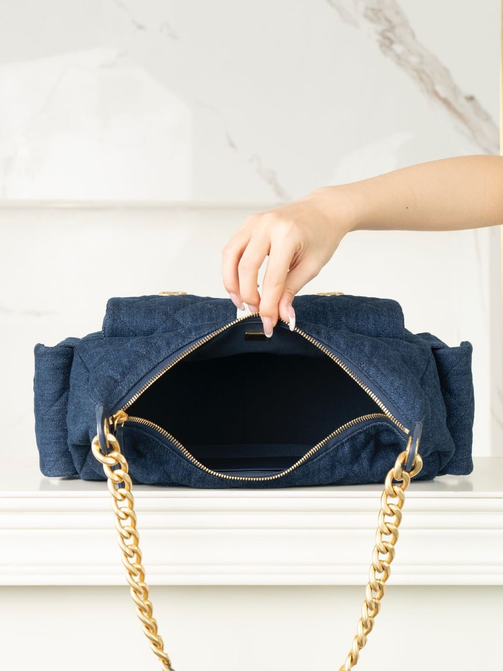 CHANEL 25c hippie hobo bag