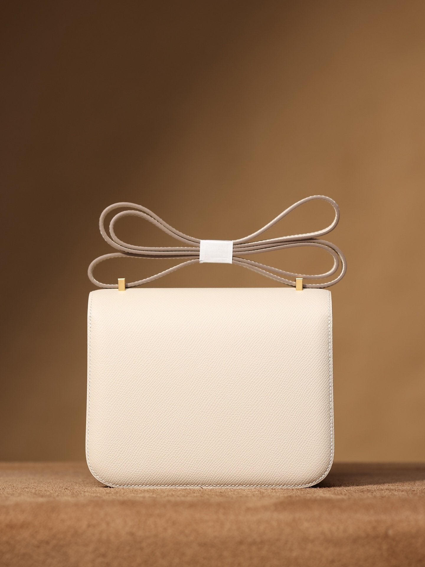 Hermes Constance 19