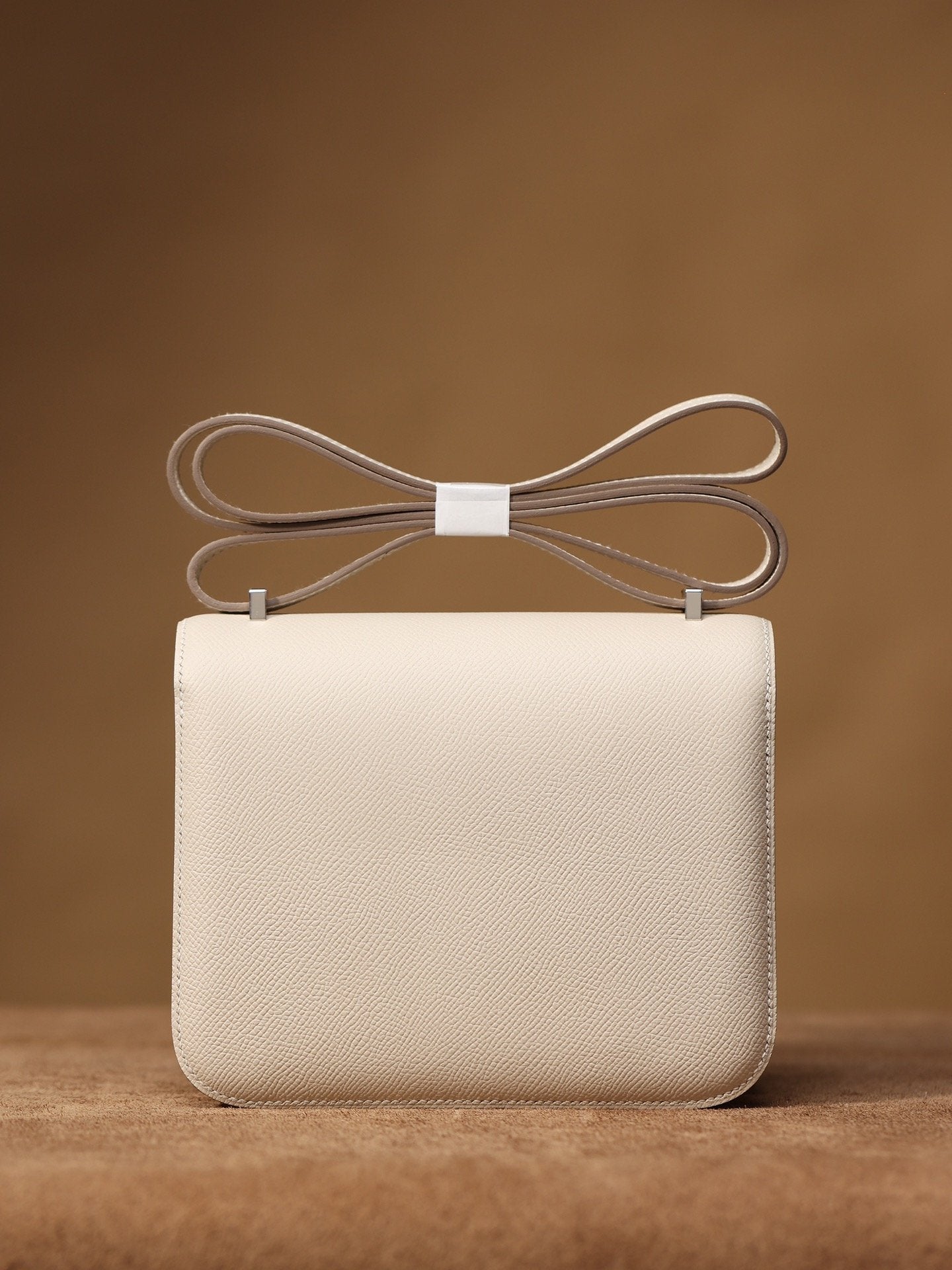 Hermes Constance 19