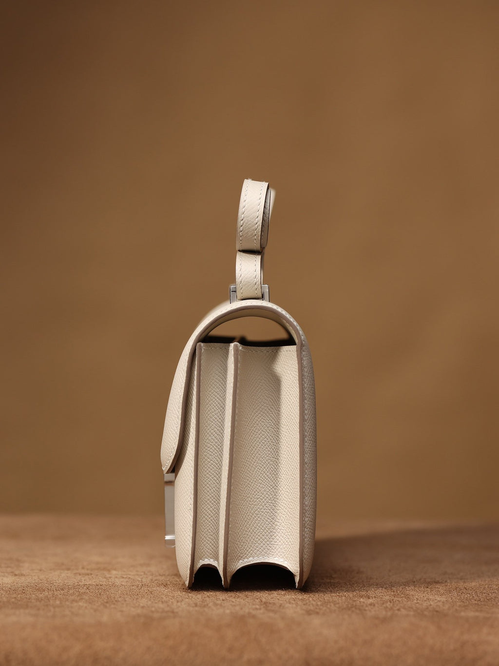 Hermes Constance 19