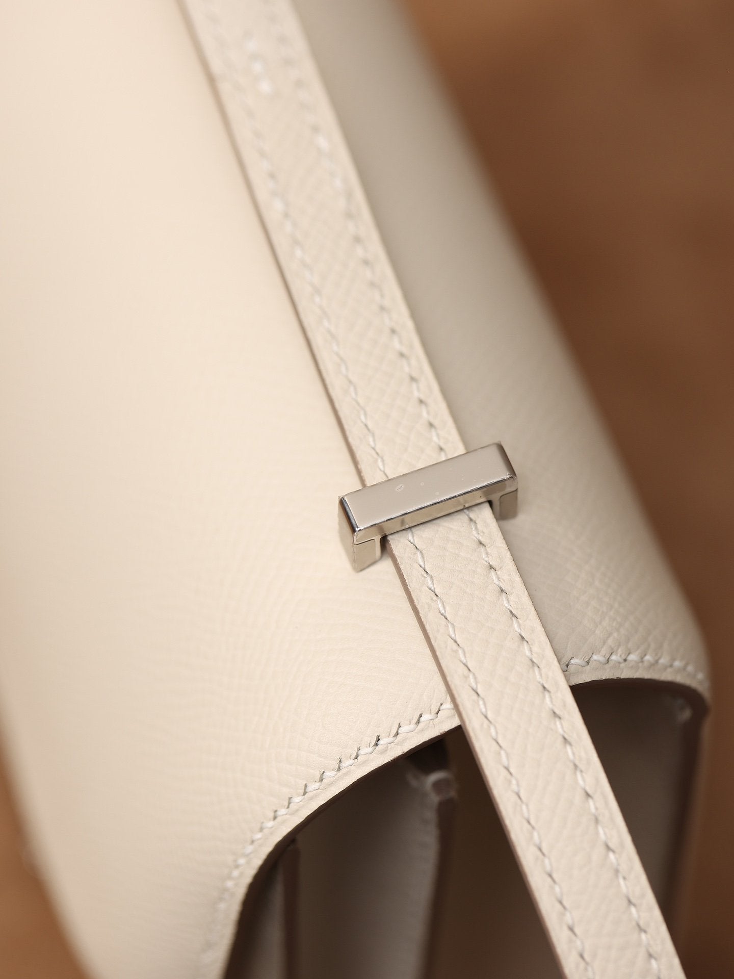 Hermes Constance 19