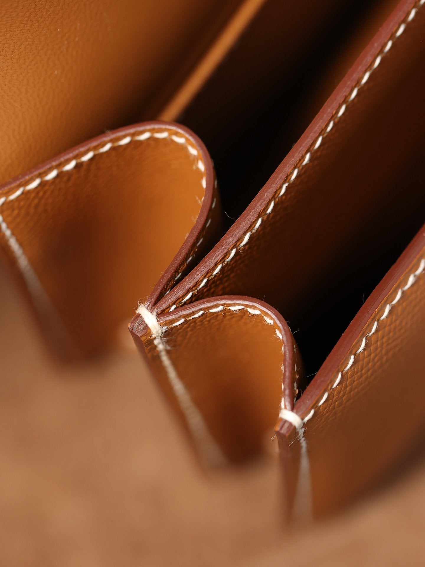 Hermes Constance 19