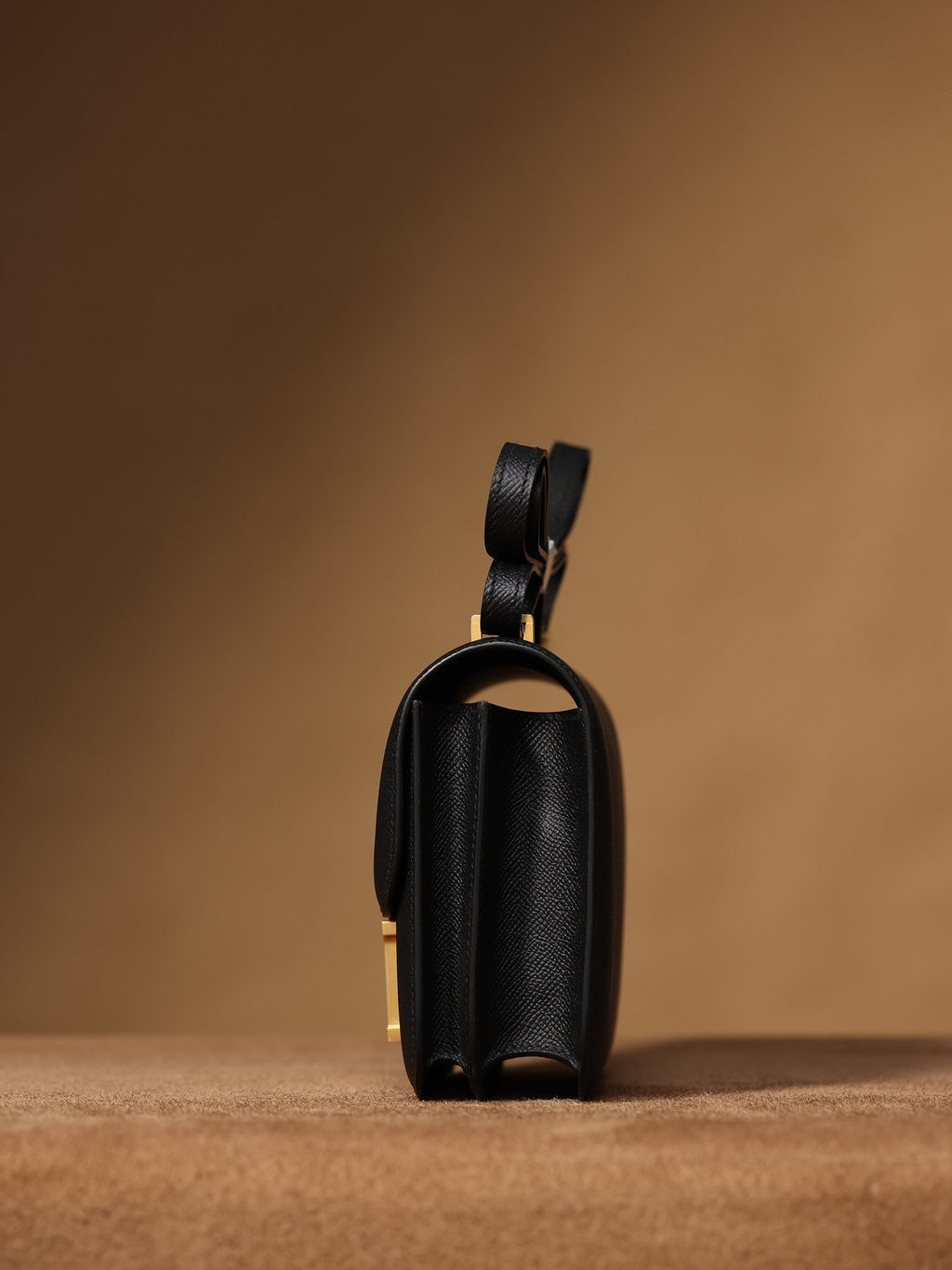 Hermes Constance 19