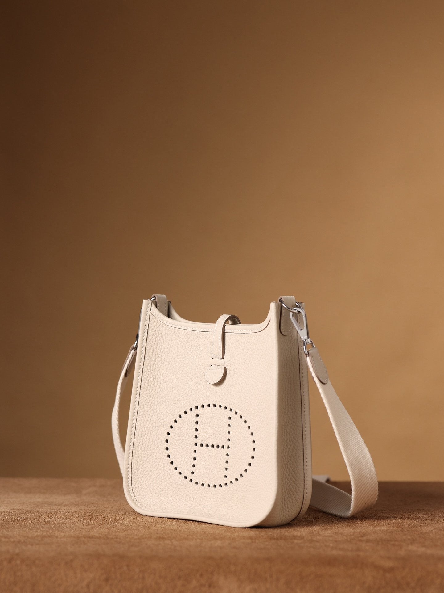 Hermes Evelyne 16