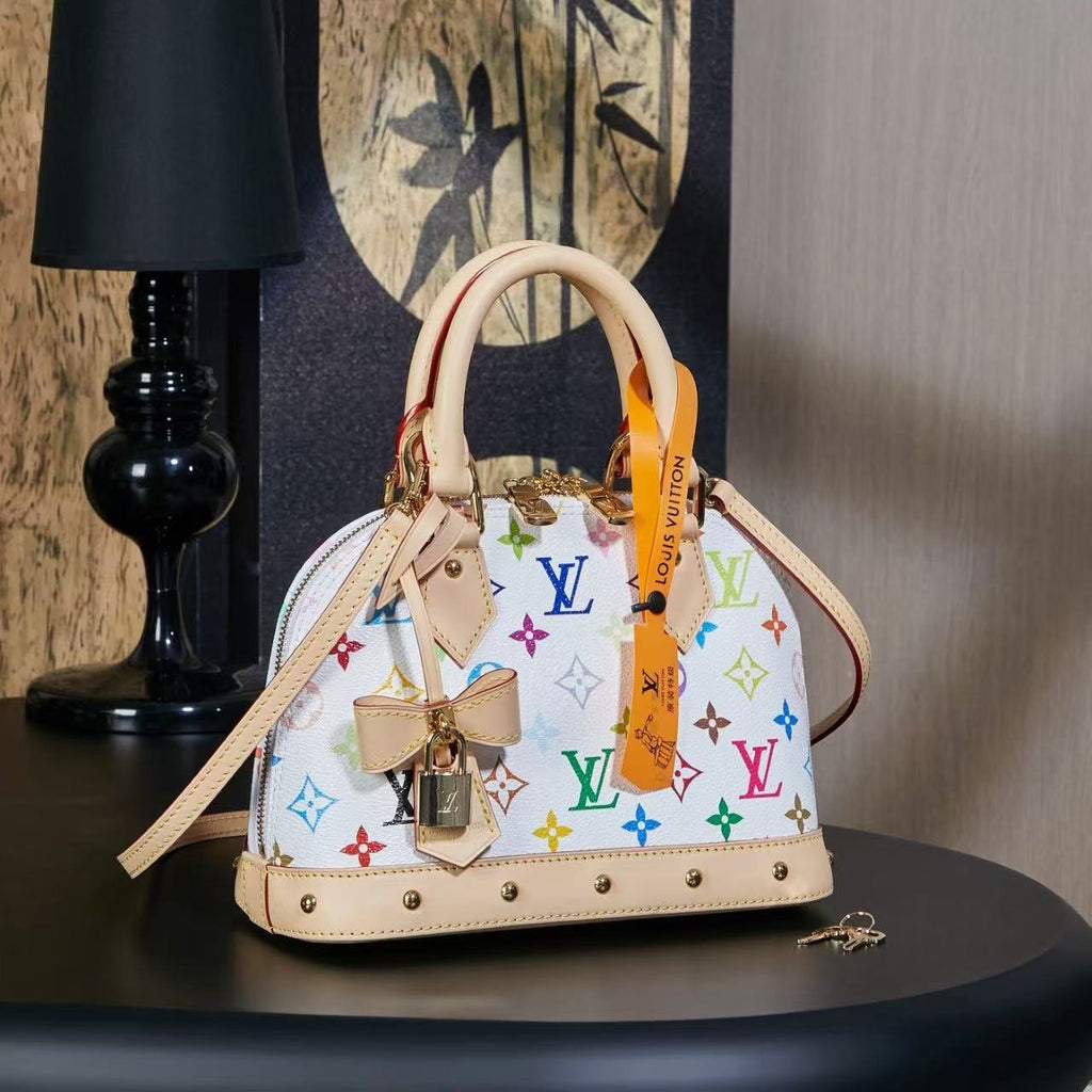 LV White Tricolor Alma