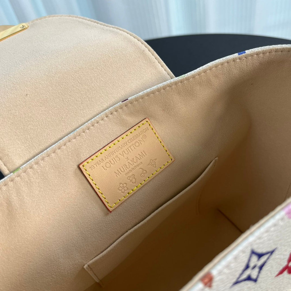 LV White Tricolor Shoulder Bag