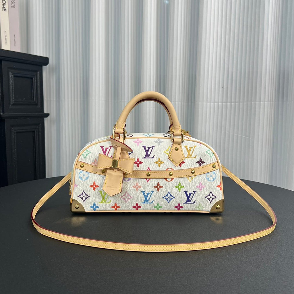 LV White Tricolor